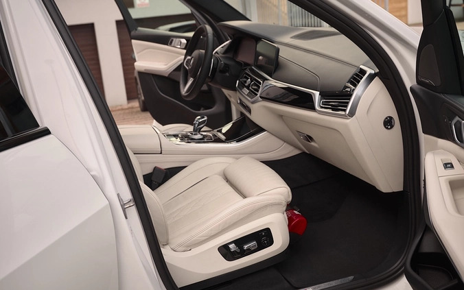 BMW X5 cena 235700 przebieg: 159400, rok produkcji 2019 z Płock małe 781